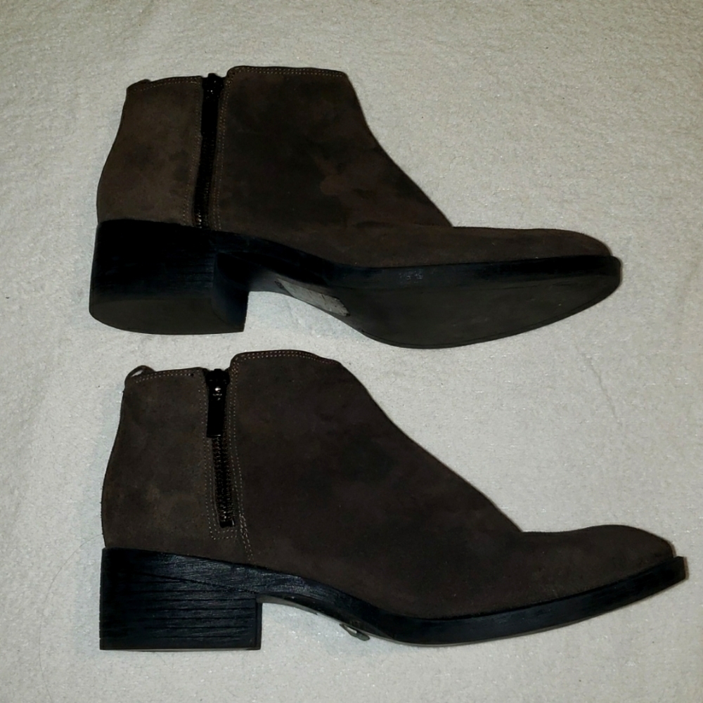 KENNETH COLE NEW YORK - BROWN SUEDE SHOES